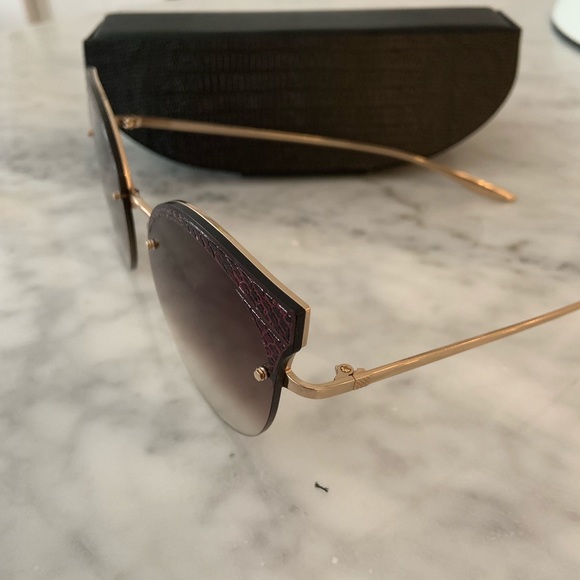 *SALE*BARTON PERREIRA SUNGLASSES 🕶 - Picture 6 of 9